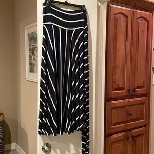 ELAN 8-WAY CONVERTIBLE STRIPE SKIRT/DRESS UP TO 8 DIFFERENT WAYS TO WEAR